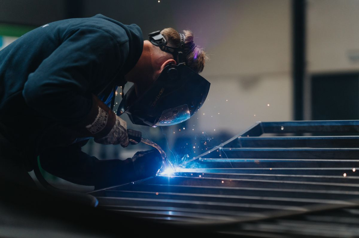 Laswerken Bellon: vakmanschap en visie op maat in metalen constructies Laswerken Bellon: vakmanschap en visie op maat in metalen constructies